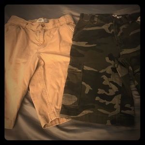 2 pairs of Old Navy boys cargo shorts